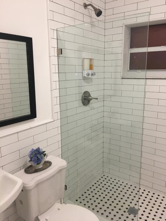 Private Studio Blocks From Coconut Grove マイアミ エクステリア 写真